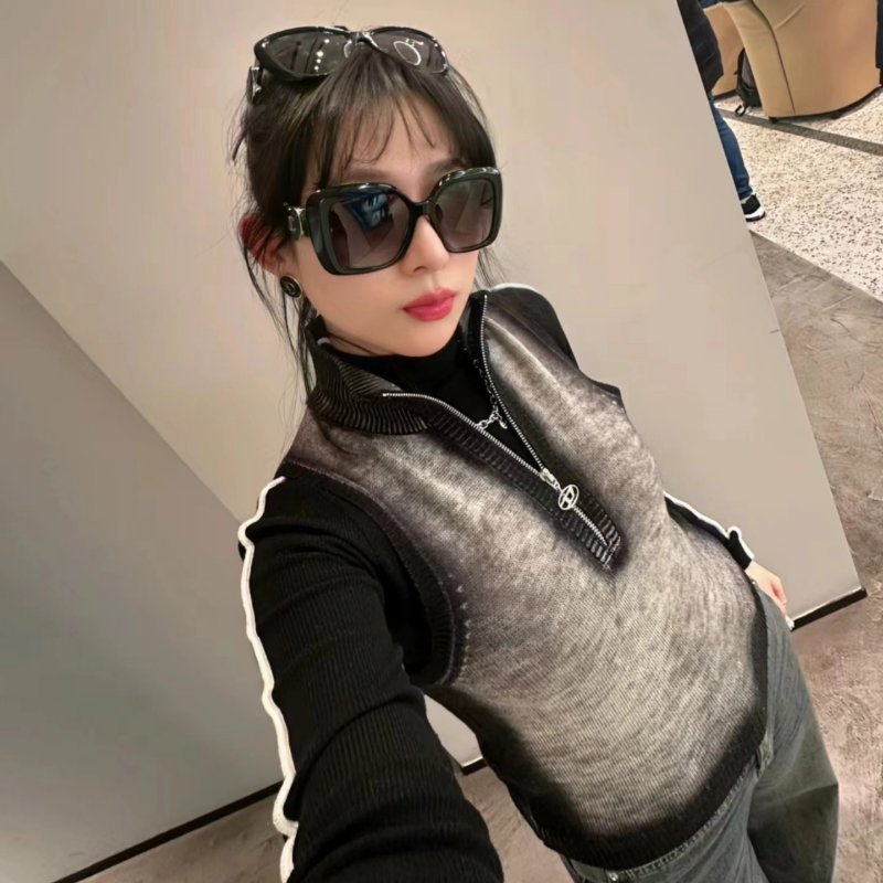 CHANEL 5518 大框墨鏡 鏡腿法琅雙C logo 打開是個小鏡子 全新全配-2