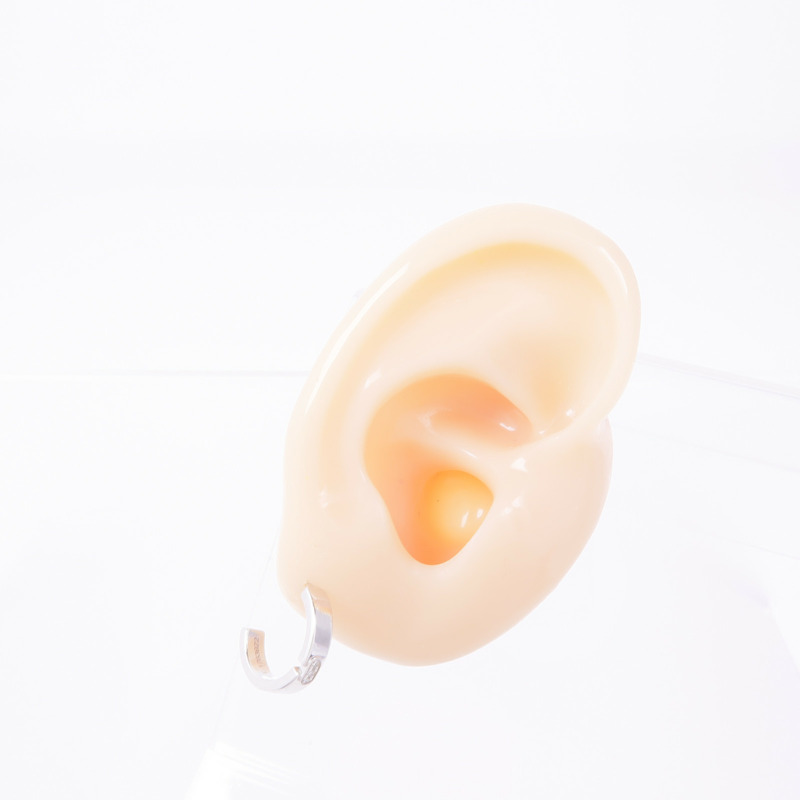Chaumet 18K白金Liens Evidence鑽石耳環-11