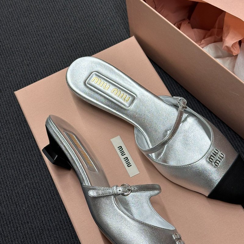 MIUMIU瑪莉珍涼鞋 38/39號-3