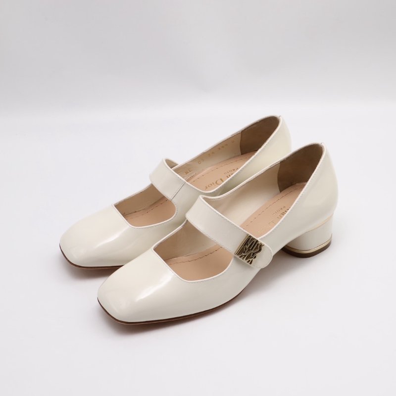 DIOR Miss Dior漆皮低跟瑪莉珍鞋 - 米白 35.5-5