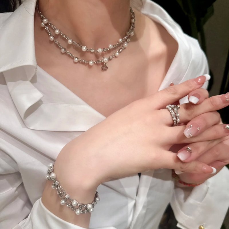 DIOR Petit CD Treasure珍珠頸鍊-1