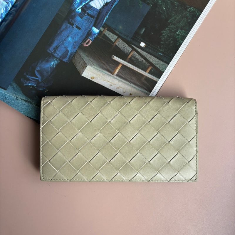 ::BOTTEGA VENETA:: BV 經典編織灰綠色牛皮對開長夾-1
