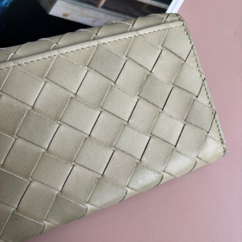::BOTTEGA VENETA:: BV 經典編織灰綠色牛皮對開長夾-2