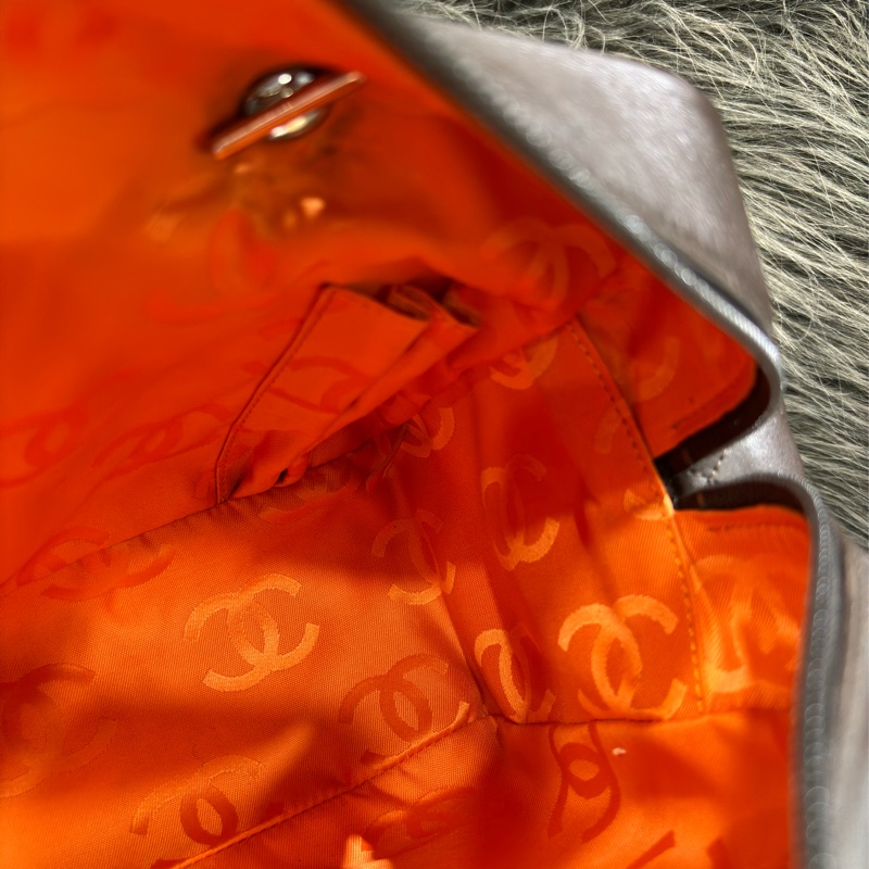 Chanel A25173 LOGO 雙C 康朋 巧克力咖啡色 牛皮 拉鍊 肩背包 吐司包 手提包 多口袋 書包釦-68