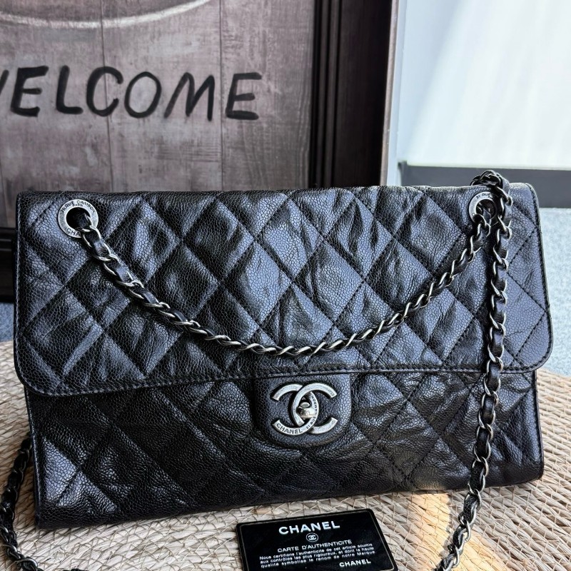 CHANEL香奈兒 魚子醬機場CF黑色肩背包-1