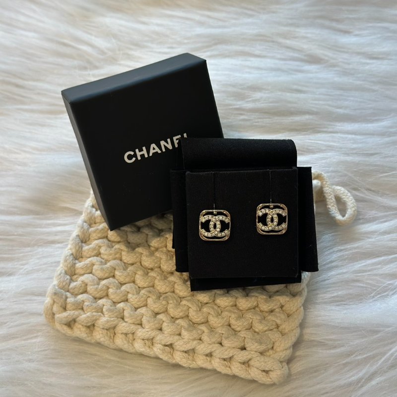 CHANEL 23P方塊水鑽雙C耳環-0