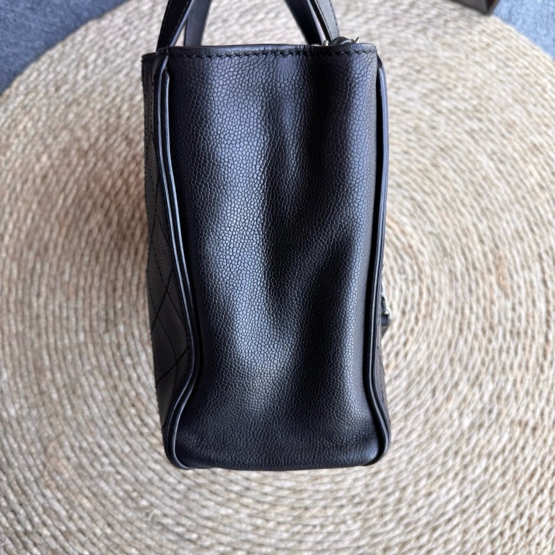 Chanel香奈兒 黑銀琺瑯扣荔枝牛托特tote小號-2