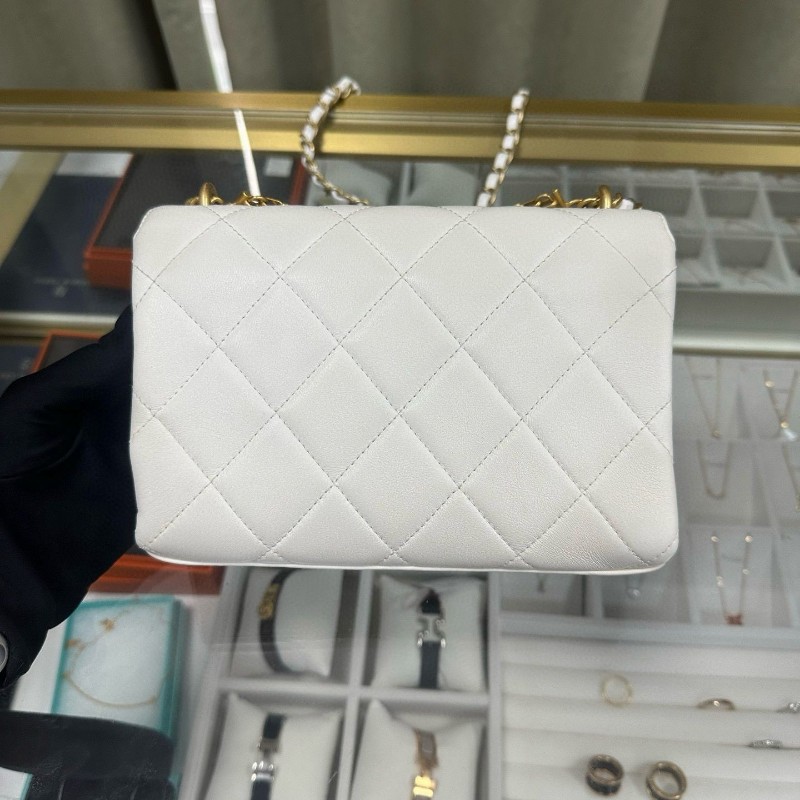 Chanel 22s Flap白金水鑽 logo-7