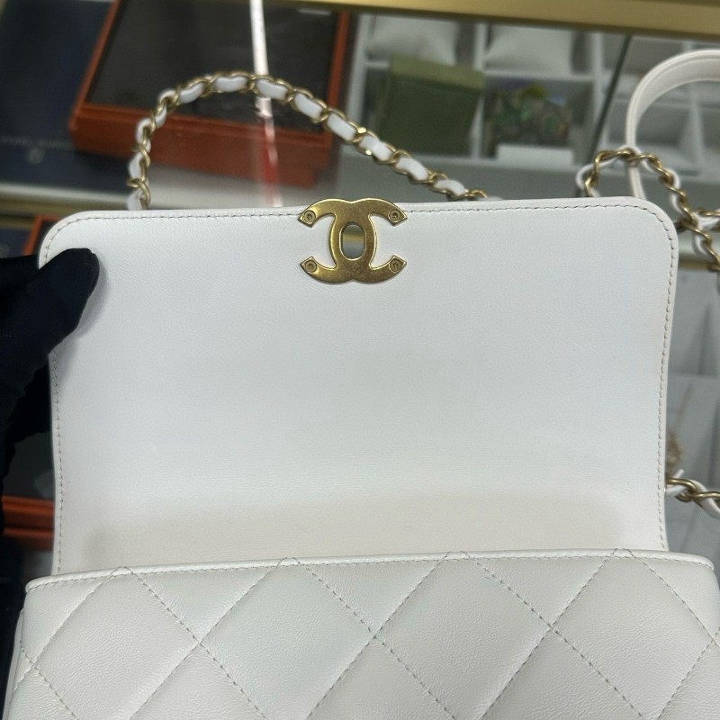 Chanel 22s Flap白金水鑽 logo-14