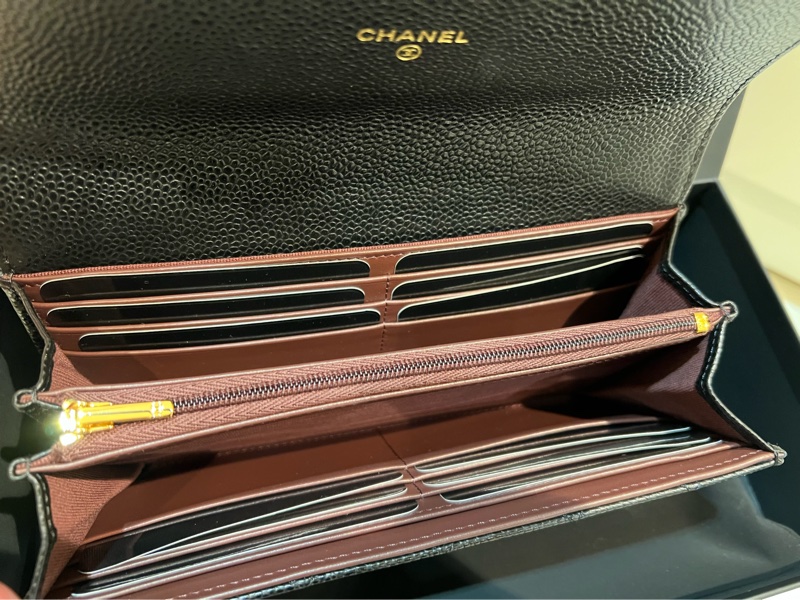 全新✨香奈兒Coco 荔枝牛皮掀蓋長夾（黑色/金釦）-1