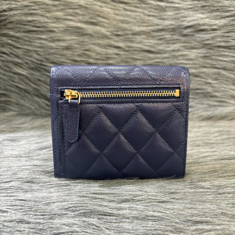 CHANEL AP0231 COCO 閃電紫色荔枝皮金釦 零錢包 短夾 皮夾 錢包 信用夾-1