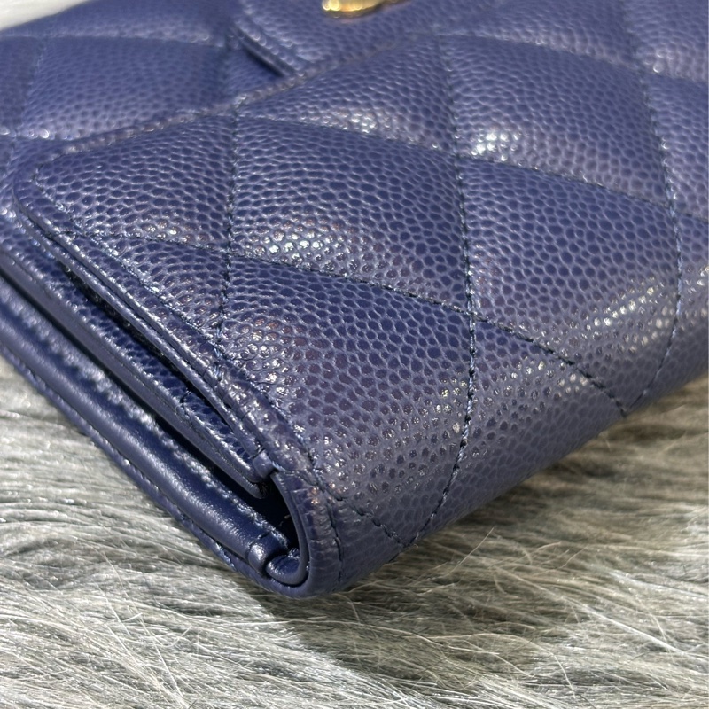 CHANEL AP0231 COCO 閃電紫色荔枝皮金釦 零錢包 短夾 皮夾 錢包 信用夾-2