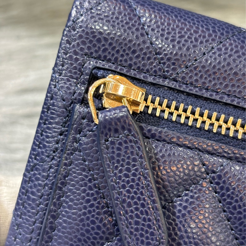 CHANEL AP0231 COCO 閃電紫色荔枝皮金釦 零錢包 短夾 皮夾 錢包 信用夾-21