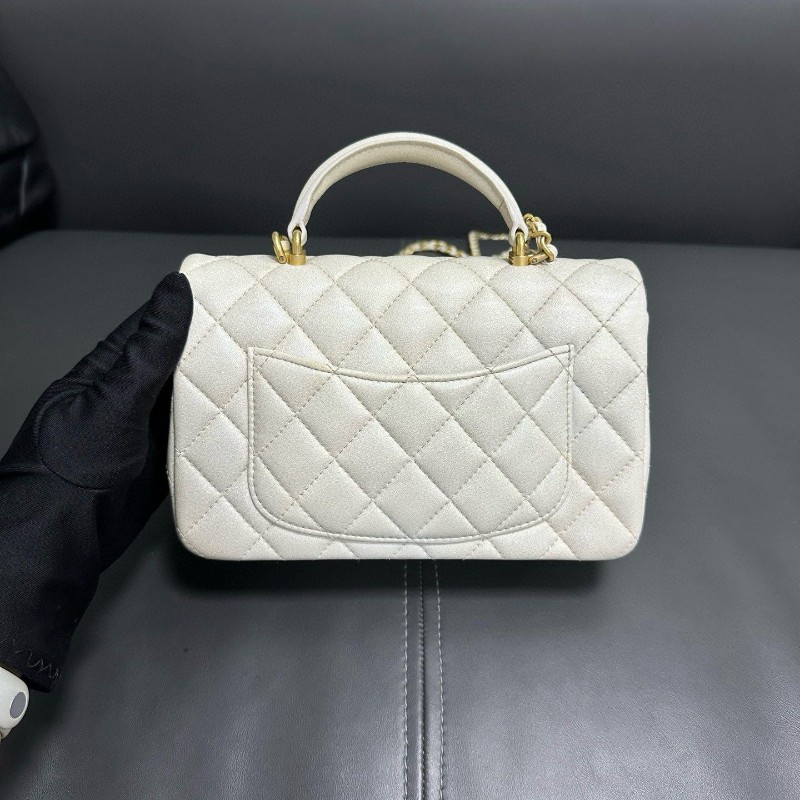 Chanel 21S白金幻彩羊皮手柄款mini cf-9