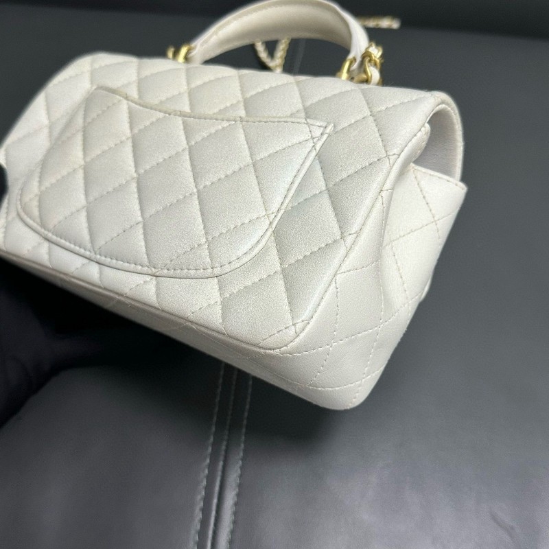 Chanel 21S白金幻彩羊皮手柄款mini cf-14