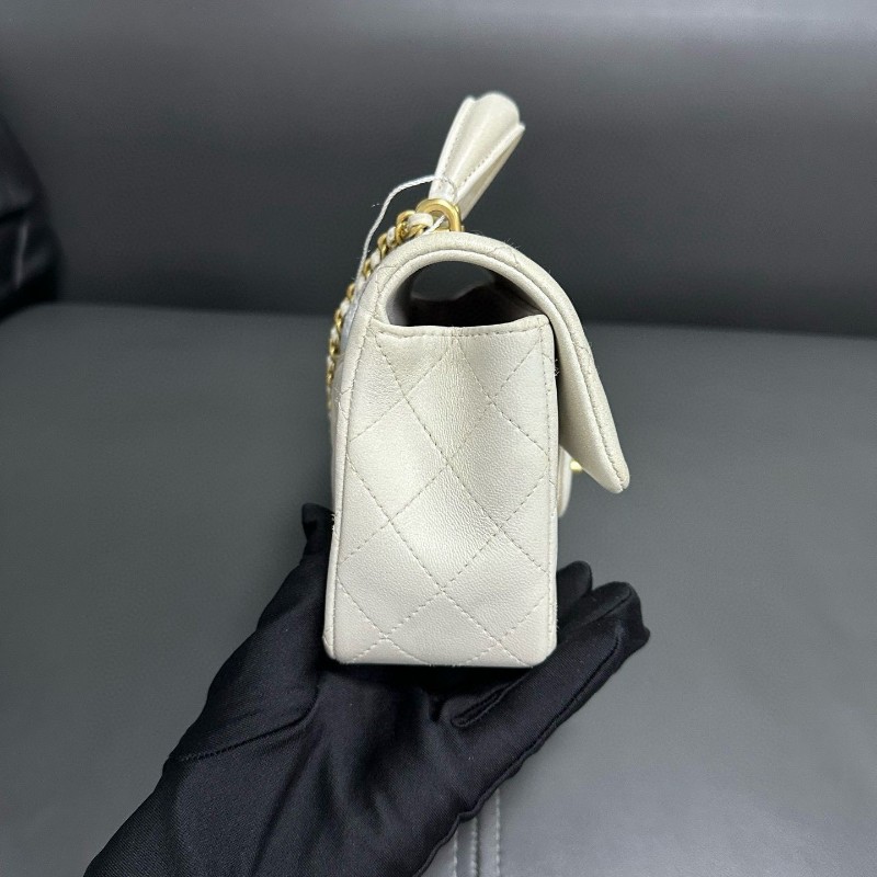 Chanel 21S白金幻彩羊皮手柄款mini cf-17