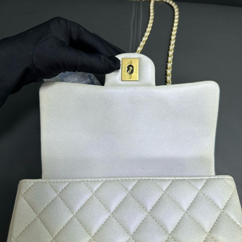 Chanel 21S白金幻彩羊皮手柄款mini cf-18