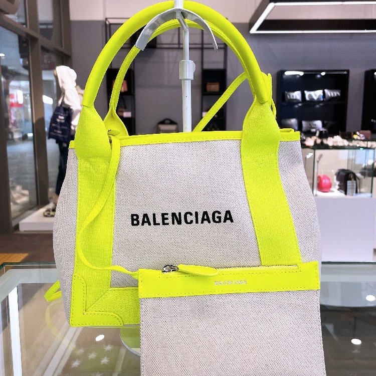 🎁夏季折扣倒數🎁Balenciaga 390346 Navy XS Cabas 帆布牛皮托特包 米白/霓光黃 附可斜背長肩帶-2
