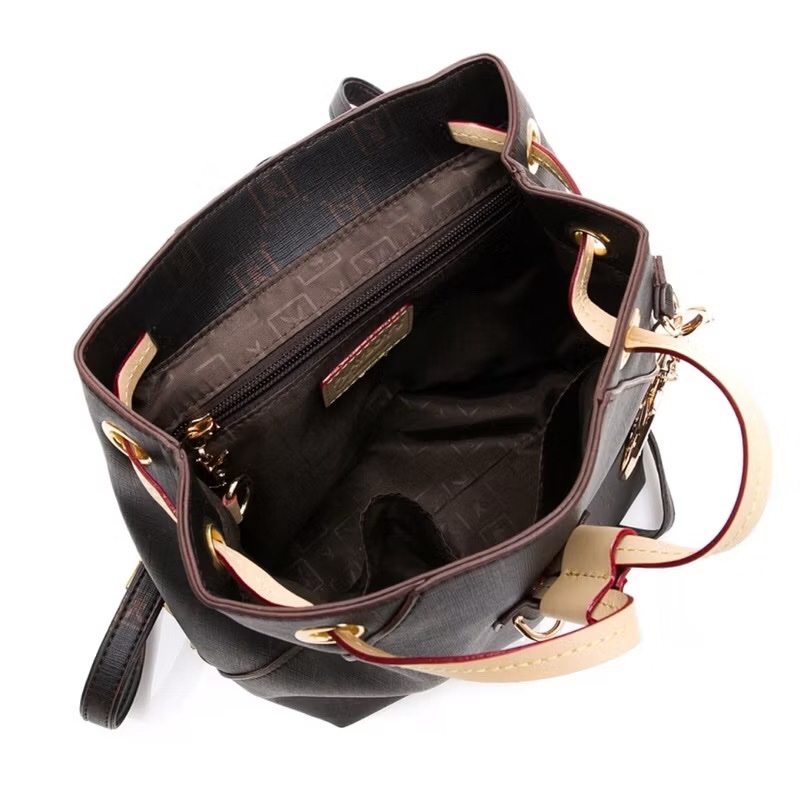 愛買物PLAYBOY青春世代x翻玩老花 N-Natty系列 後背包 女包 手提包 肩背包 多背法 百搭 黑金色 時尚包包-8