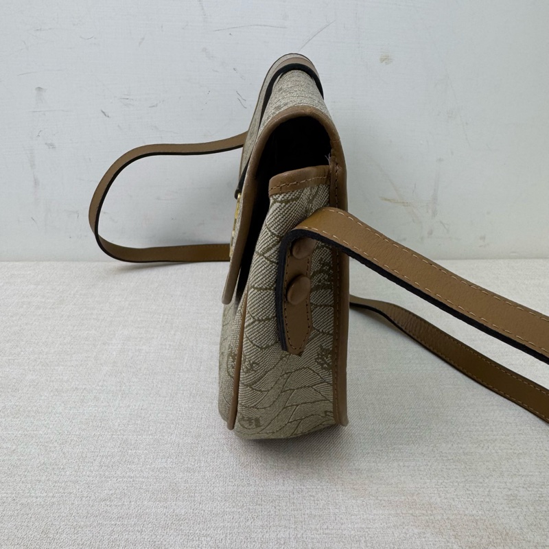 Dior 蜂巢馬鞍包-7