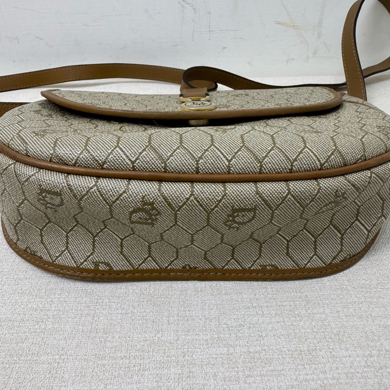 Dior 蜂巢馬鞍包-8