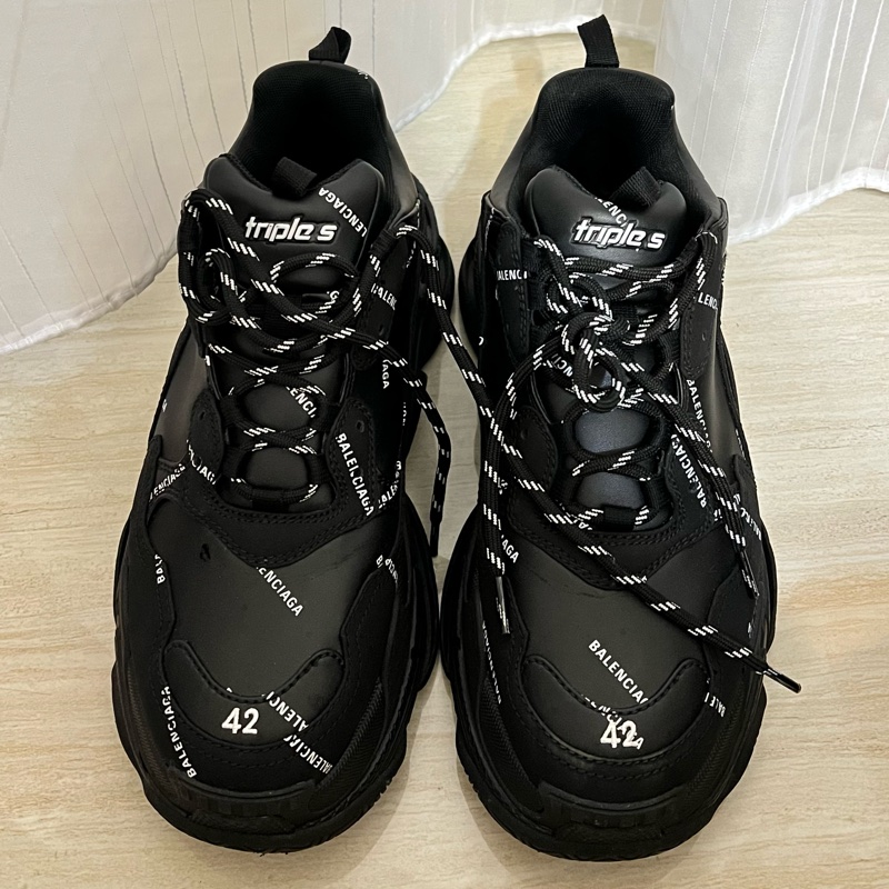 BALENCIAGA TRIPLE S SNEAKER 42-6
