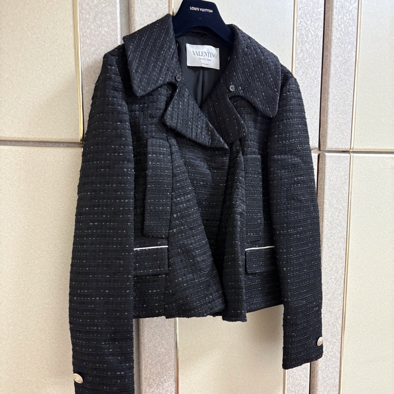 32)全新Valentino正品黑色小香風外套 S-L適穿-6