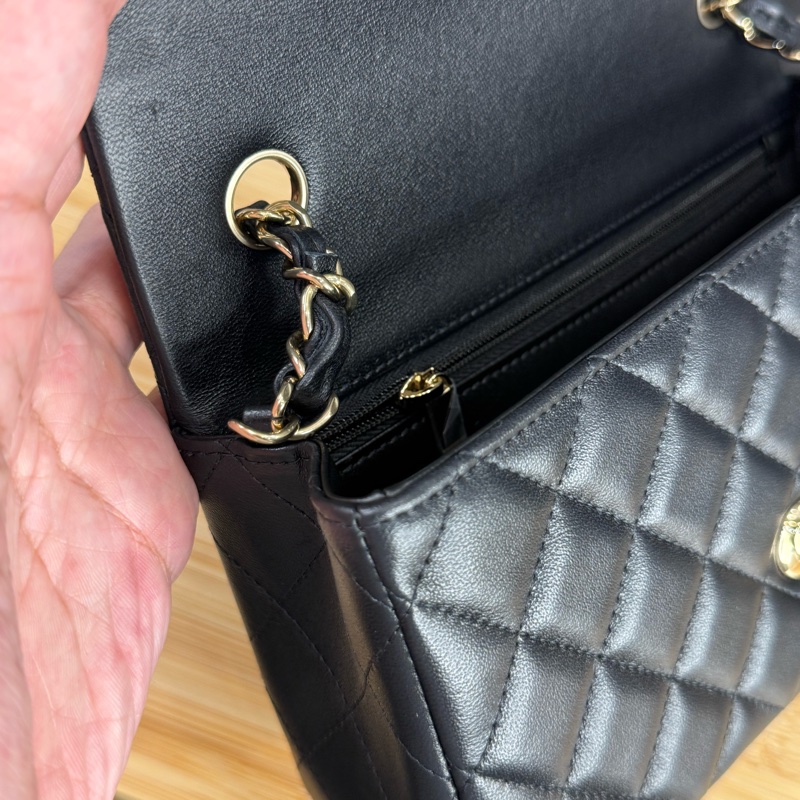CHANEL 黑色經典coco金釦經典口蓋CF20鍊包❤️‍🔥2025年離櫃-16