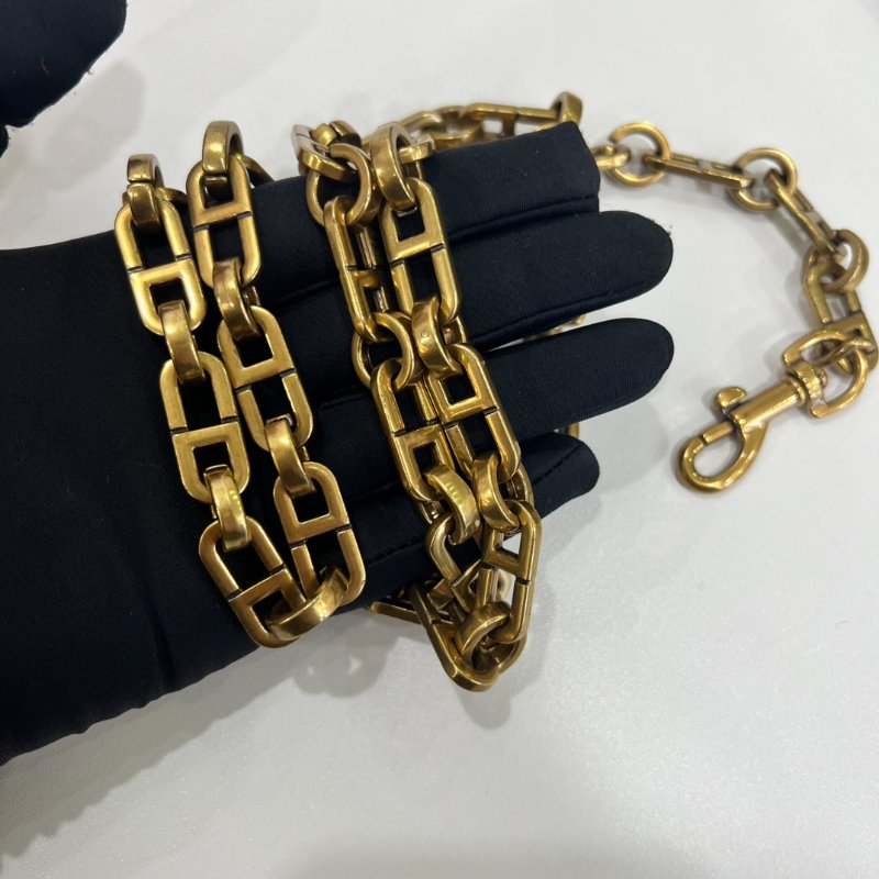 DIOR 粉藤格紋金鍊水桶包-8