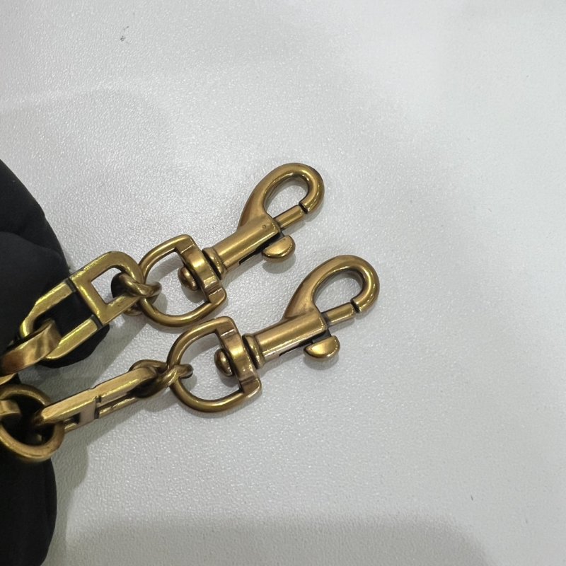 DIOR 粉藤格紋金鍊水桶包-9