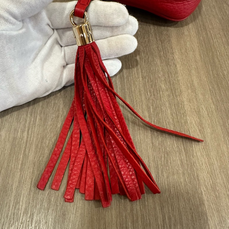 Gucci 323190 紅色牛皮流蘇斜背包 SoHo-36