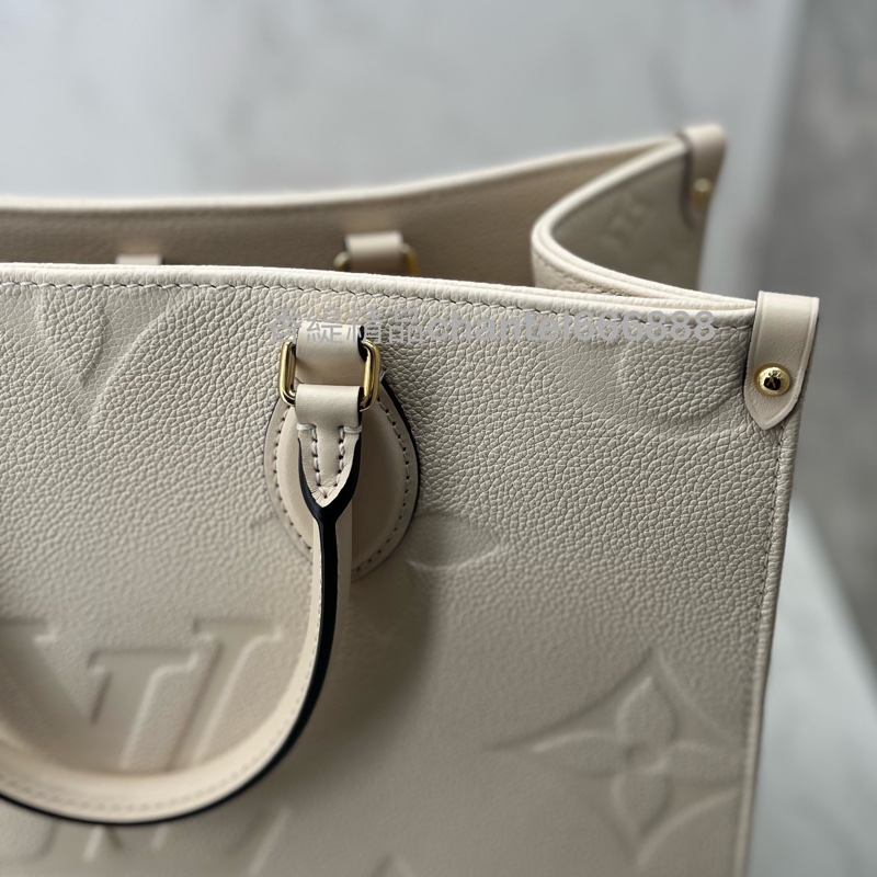 💗香緹國際精品💗 LV onthego mm 極新全配 奶油白 氣質小姐姐-6