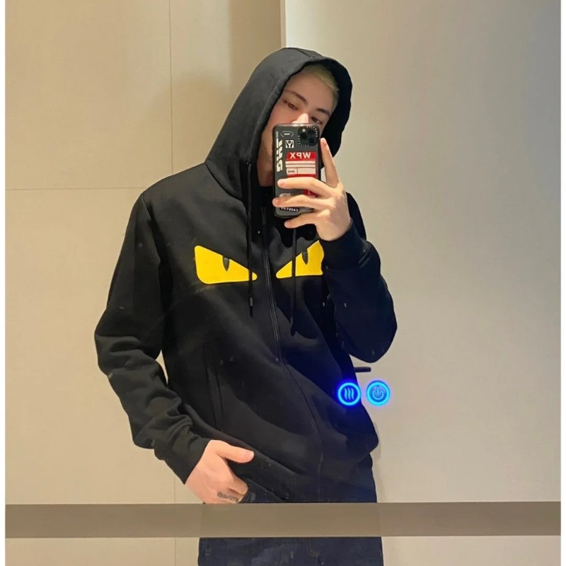 莉亞精品♡Fendi 怪獸羊毛連帽外套 二手美衣-1