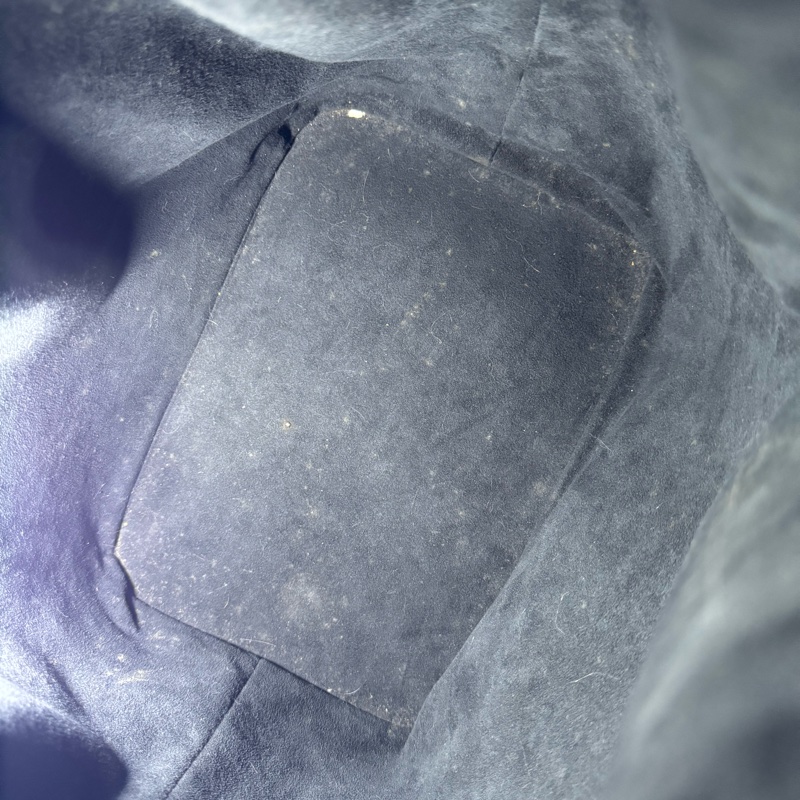 LV水波紋水桶包-12