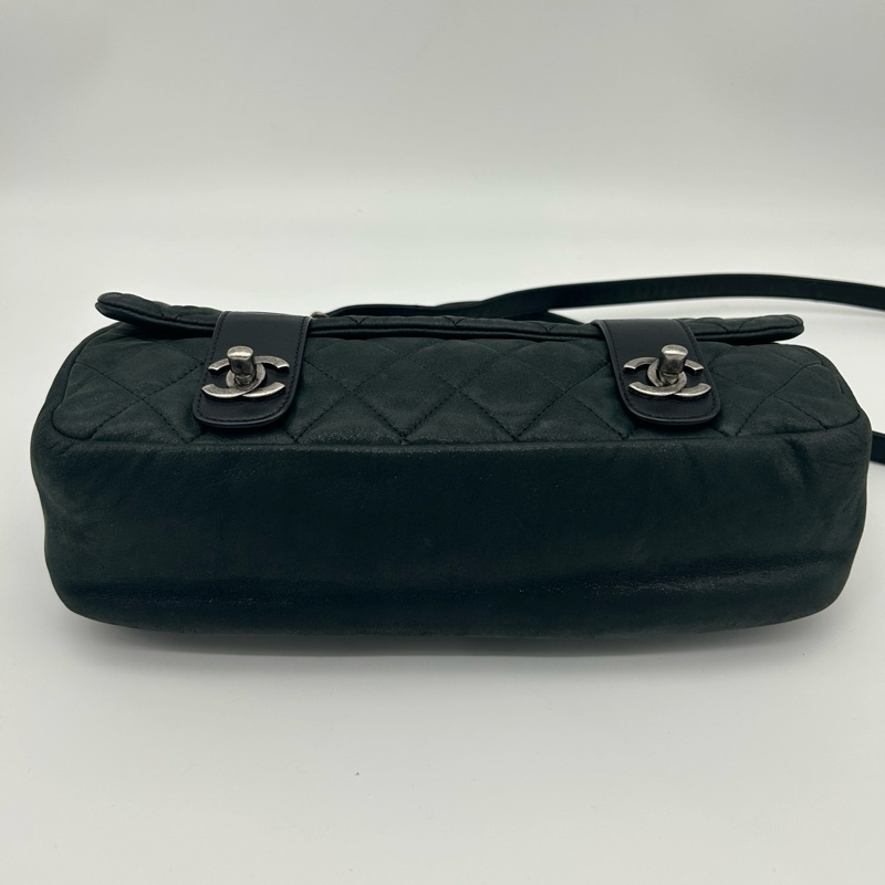 「JL精品代購」香奈兒2way珠光牛皮墨綠雙銀扣拼皮郵差劍橋包-5