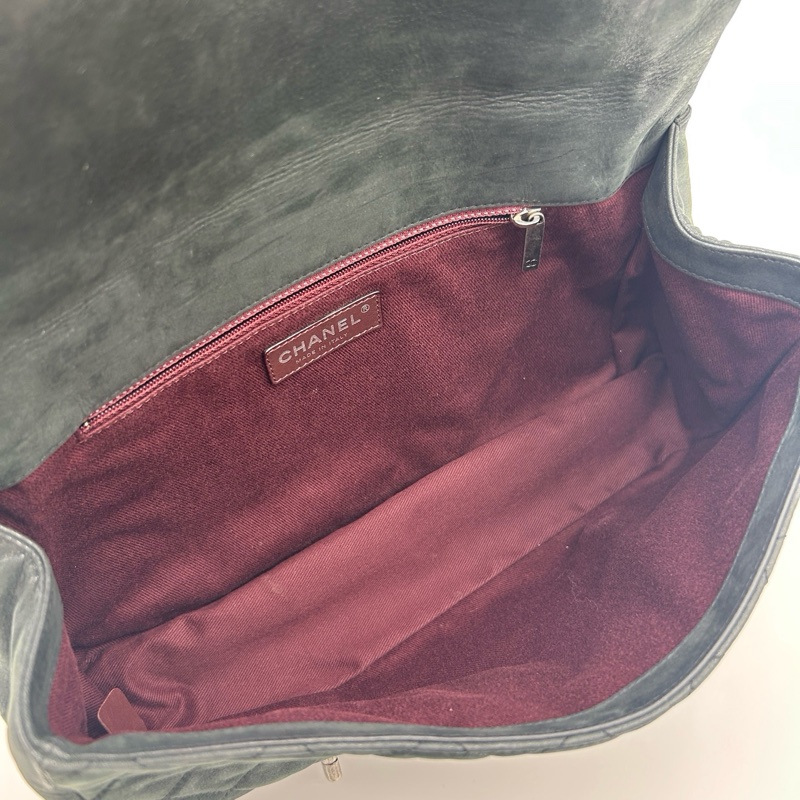 「JL精品代購」香奈兒2way珠光牛皮墨綠雙銀扣拼皮郵差劍橋包-14