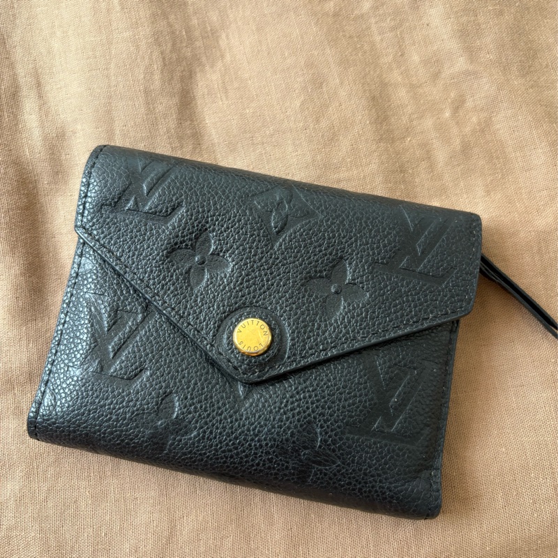 降價【Louis Vuitton】 Louis Vuitton 路易威登 LV M64060 VICTORINE-23