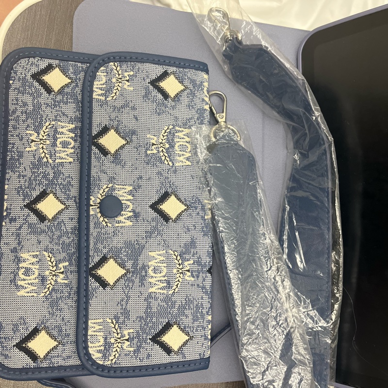 MCM Aren Drawstring Bag特別色-4