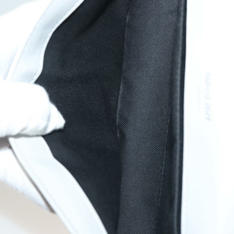 【日本直送】BURBERRY 鏈條滾輪單肩包 皮革 白銀 正品 132944-10