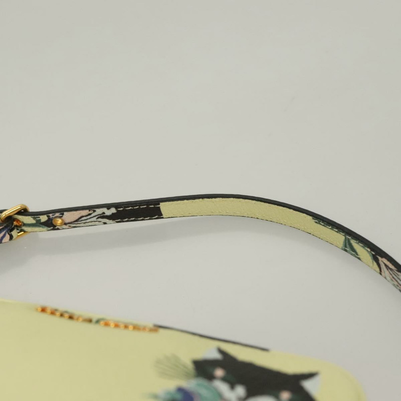【日本直送】Miu Miu 配件袋 皮革 金 正品 sw1098-7