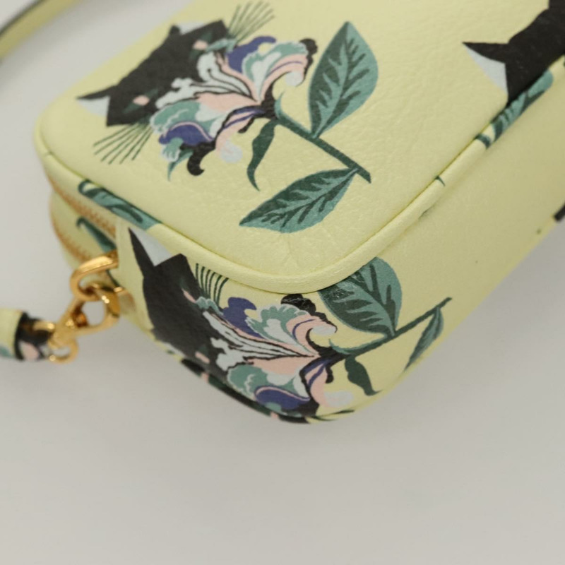 【日本直送】Miu Miu 配件袋 皮革 金 正品 sw1098-11