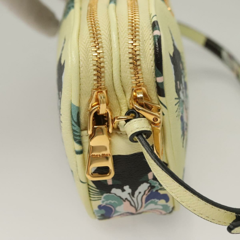 【日本直送】Miu Miu 配件袋 皮革 金 正品 sw1098-13