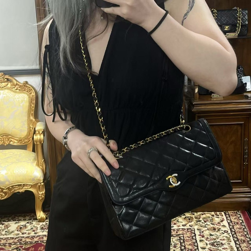 「JL精品代購」9新 香奈兒巴黎限定鴛鴦扣羊皮鏈條包-2