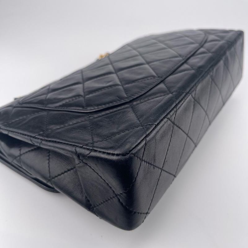 「JL精品代購」9新 香奈兒巴黎限定鴛鴦扣羊皮鏈條包-11