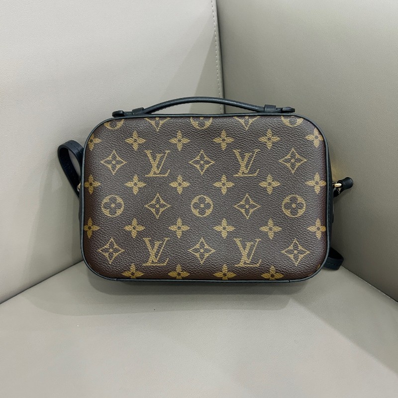 LV路易威登 老花拼黑色流蘇相機包 斜背包-1