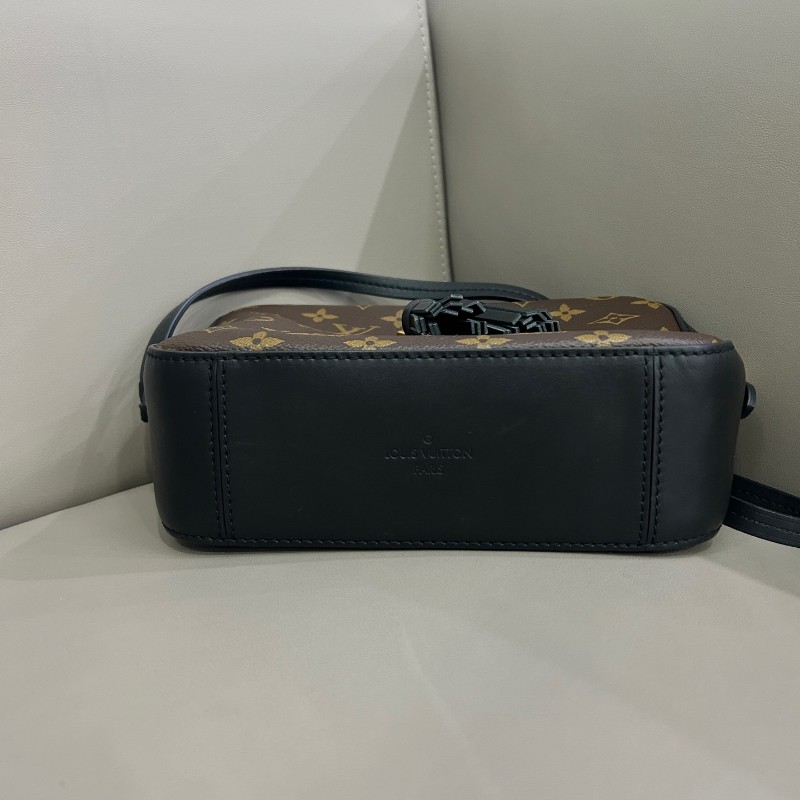 LV路易威登 老花拼黑色流蘇相機包 斜背包-2