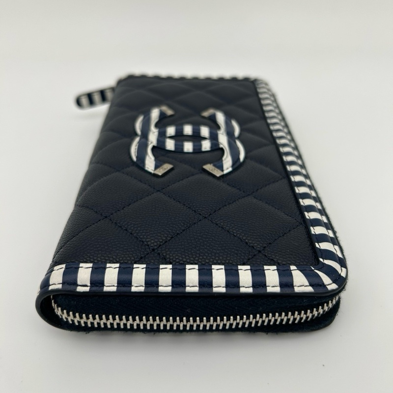 「JL精品代購」香奈兒海軍藍拼色菱格牛皮大logo拉鏈長夾-4