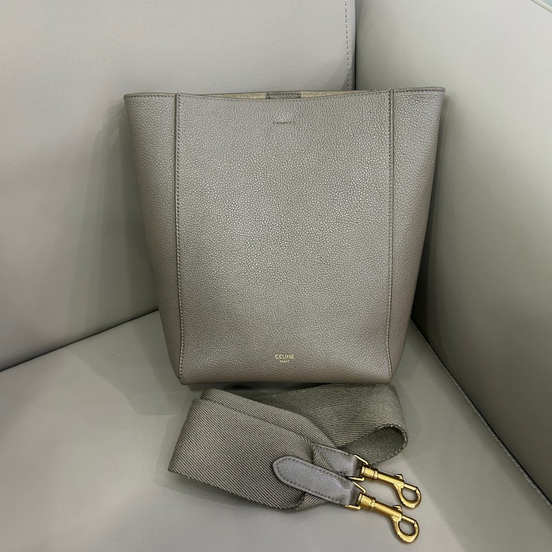 Celine Sangle大象灰水桶包肩背包-0