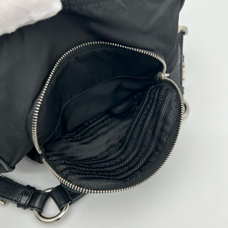 「JL精品代購」 Prada黑色降落傘側標拼皮單肩包-10