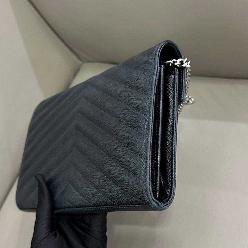 YSL聖羅蘭 ENVELOPE黑銀魚子醬信封鏈條包 斜背肩背包-4